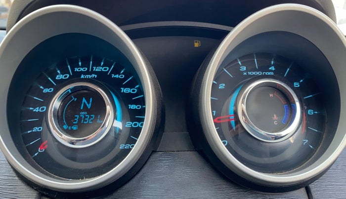 2017 Mahindra XUV500 W6, Diesel, Manual, 37,310 km, Odometer Image