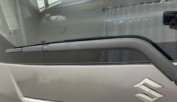 2015 Maruti Wagon R 1.0 VXI, Petrol, Manual, 75,885 km, Rear Wiper