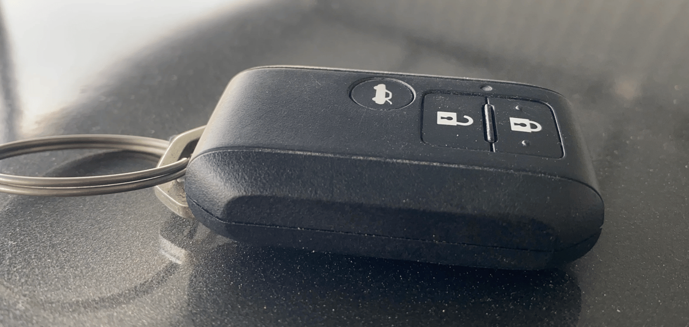 2018 Maruti Dzire ZXI AMT, Petrol, Automatic, 79,963 km, Key Close Up