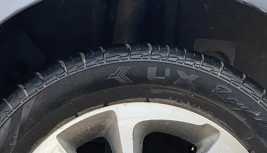 2017 Hyundai Elite i20 ASTA 1.2 (O), Petrol, Manual, 1,01,369 km, Right Rear Tyre Tread