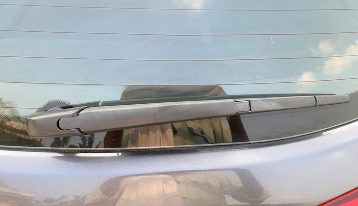 2017 Hyundai Elite i20 ASTA 1.2 (O), Petrol, Manual, 1,01,369 km, Rear Wiper