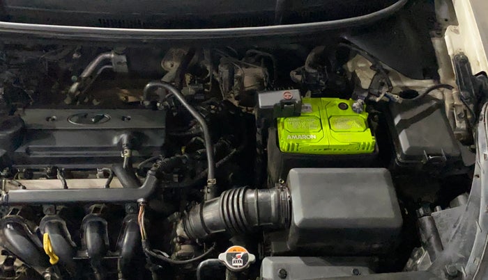 2016 Hyundai i20 Active 1.2 S, Petrol, Manual, 1,08,259 km, Engine View - Left