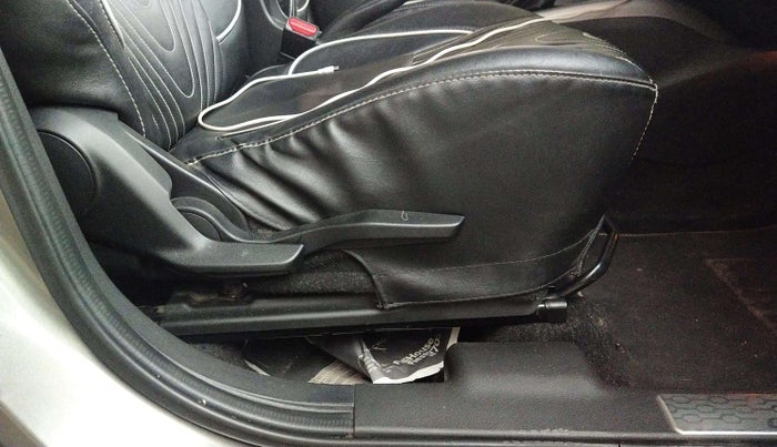 2020 Toyota Glanza V CVT, Petrol, Automatic, 61,662 km, Driver Side Adjustment Panel