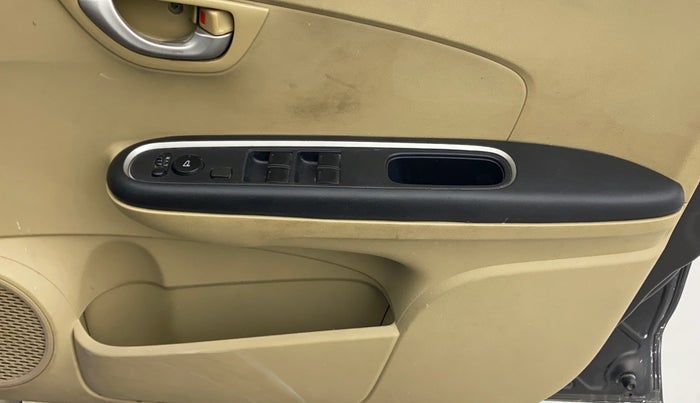 2017 Honda Amaze 1.2L I-VTEC VX AT, CNG, Automatic, 75,760 km, Driver Side Door Panels Control