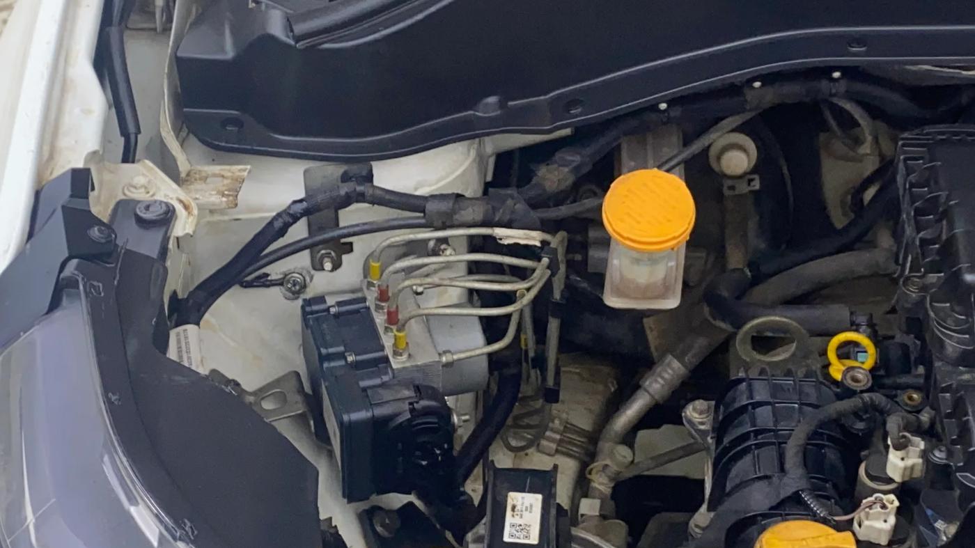 2022 Tata PUNCH ADVENTURE MT, CNG, Manual, 1,33,407 km, Engine View - Right