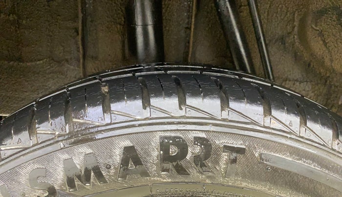 2023 Renault Kwid CLIMBER AMT 1.0, Petrol, Automatic, 15,960 km, Right Rear Tyre Tread