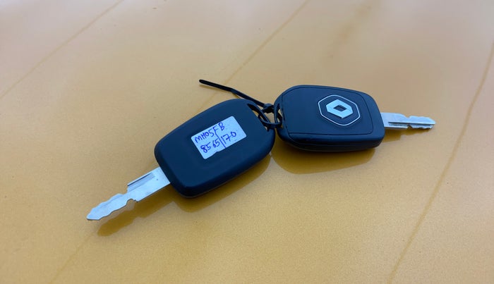 2023 Renault Kwid CLIMBER AMT 1.0, Petrol, Automatic, 15,960 km, Key Close Up