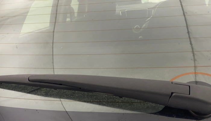 2016 Maruti Baleno ALPHA DIESEL 1.3, Diesel, Manual, 1,05,358 km, Rear Wiper