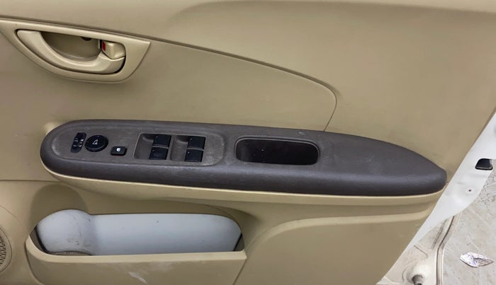 2013 Honda Brio S MT, Petrol, Manual, 72,099 km, Driver Side Door Panels Control