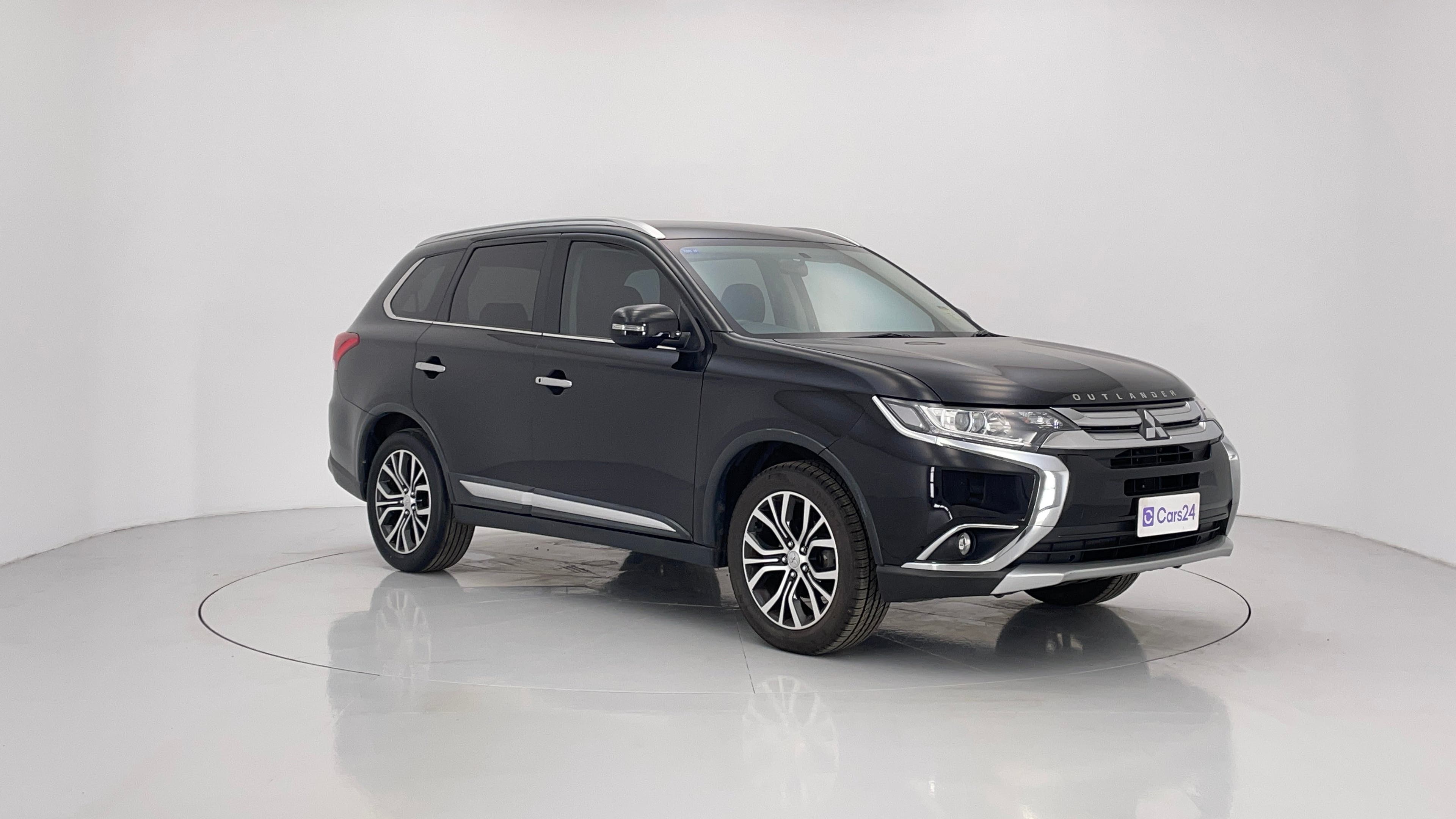 Mitsubishi Outlander image