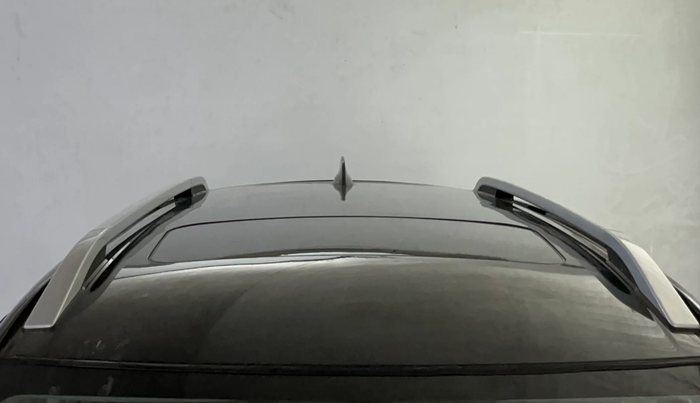 2022 Maruti BREZZA ZXI + SMART HYBRID DUAL TONE, Petrol, Manual, 50,627 km, Moonroof/ Sunroof