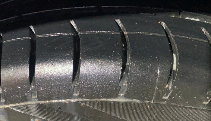 2019 Maruti Baleno SIGMA PETROL 1.2, Petrol, Manual, 95,134 km, Left Front Tyre Tread