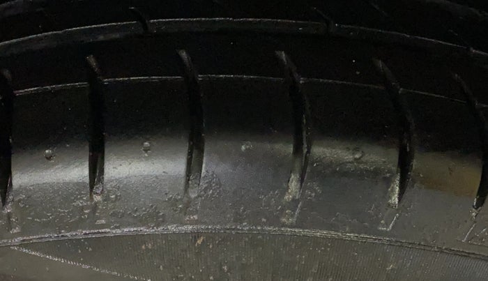 2019 Maruti Baleno SIGMA PETROL 1.2, Petrol, Manual, 95,134 km, Right Front Tyre Tread