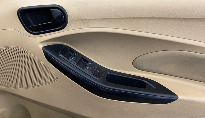 2019 Ford Figo Aspire TITANIUM 1.2 PETROL, Petrol, Manual, 1,14,033 km, Driver Side Door Panels Control