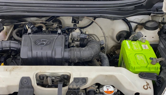 2015 Hyundai Eon ERA +, Petrol, Manual, 69,409 km, Engine View - Left