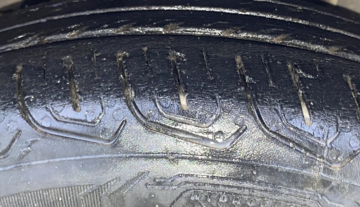 2022 Tata TIGOR XZ PLUS CNG, CNG, Manual, 22,146 km, Left Front Tyre Tread