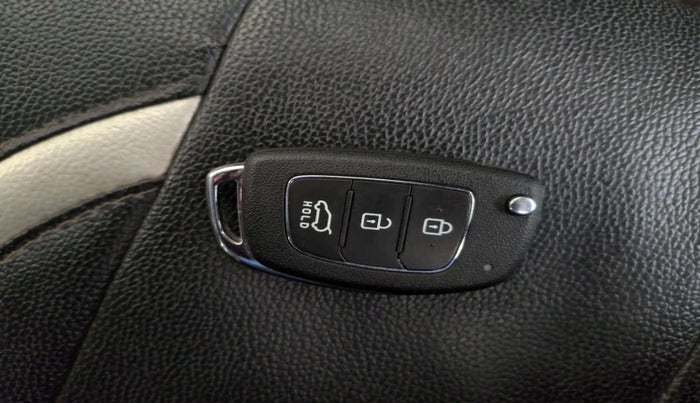 2017 Hyundai Creta E 1.6 PETROL, Petrol, Manual, 47,283 km, Key Close Up