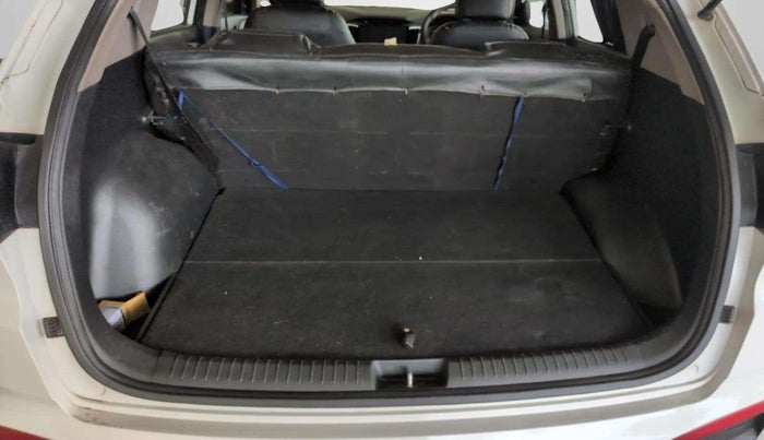 2017 Hyundai Creta E 1.6 PETROL, Petrol, Manual, 47,283 km, Boot Inside