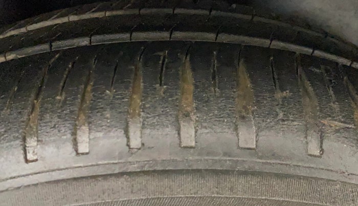 2015 Volkswagen Polo GT TSI AT, Petrol, Automatic, 77,269 km, Right Rear Tyre Tread