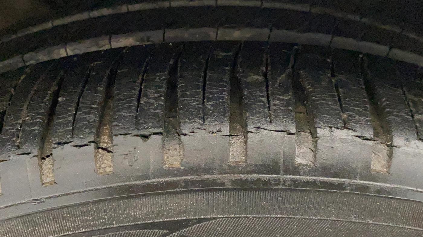 2015 Volkswagen Polo GT TSI AT, Petrol, Automatic, 77,269 km, Right Front Tyre Tread