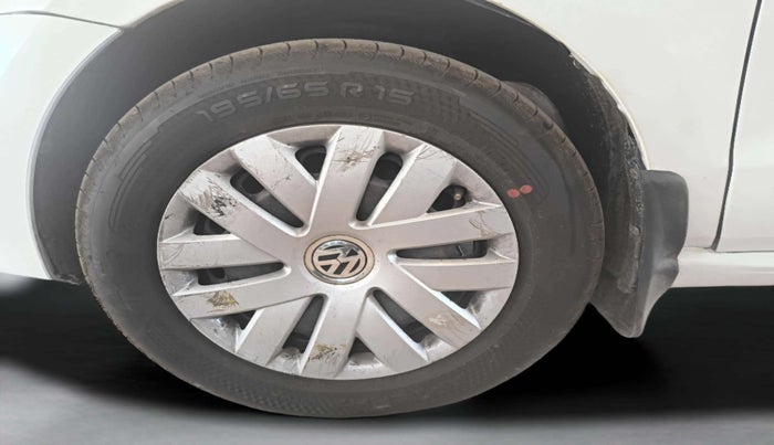 2014 Volkswagen Polo COMFORTLINE 1.2L, Diesel, Manual, 89,489 km, Left Front Wheel