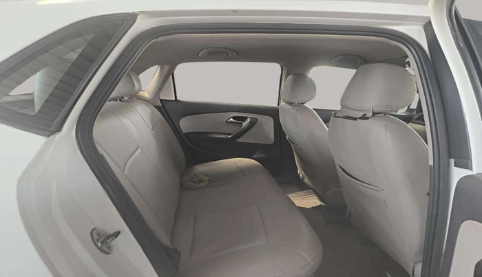 2014 Volkswagen Polo COMFORTLINE 1.2L, Diesel, Manual, 89,489 km, Right Side Rear Door Cabin