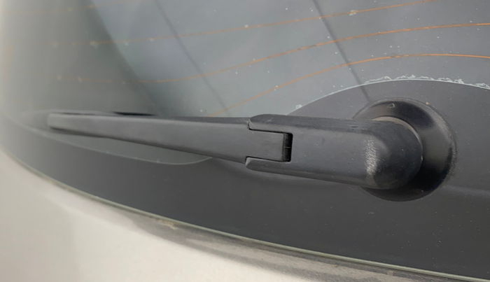 2019 Maruti Swift ZXI AMT, Petrol, Automatic, 1,00,201 km, Rear Wiper