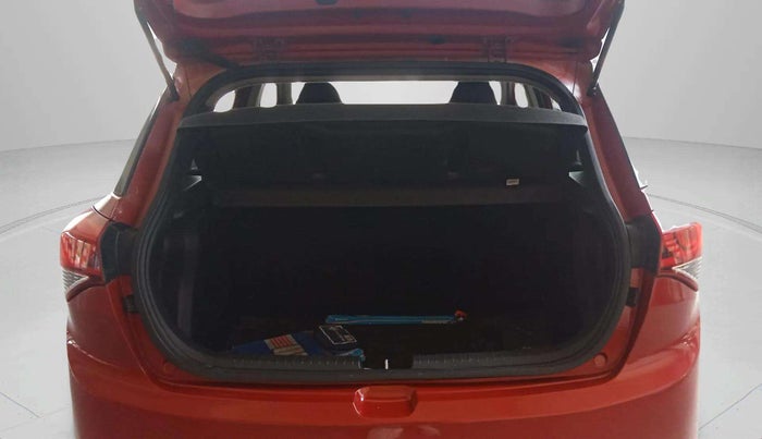 2017 Hyundai Elite i20 SPORTZ 1.2, Petrol, Manual, 60,600 km, Boot Inside