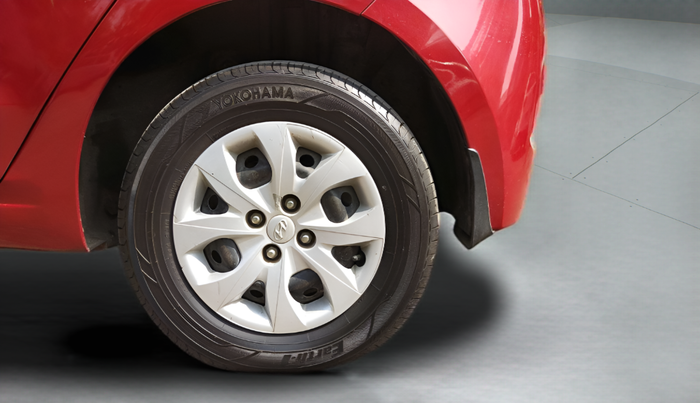 2017 Hyundai Elite i20 SPORTZ 1.2, Petrol, Manual, 60,600 km, Left Rear Wheel