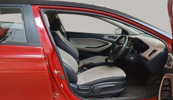 2017 Hyundai Elite i20 SPORTZ 1.2, Petrol, Manual, 60,600 km, Right Side Front Door Cabin
