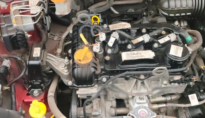 2021 Tata ALTROZ XT PETROL, Petrol, Manual, 24,302 km, Engine View - Right