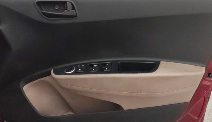 2015 Hyundai Grand i10 MAGNA 1.2 KAPPA VTVT, CNG, Manual, 67,066 km, Driver Side Door Panels Control