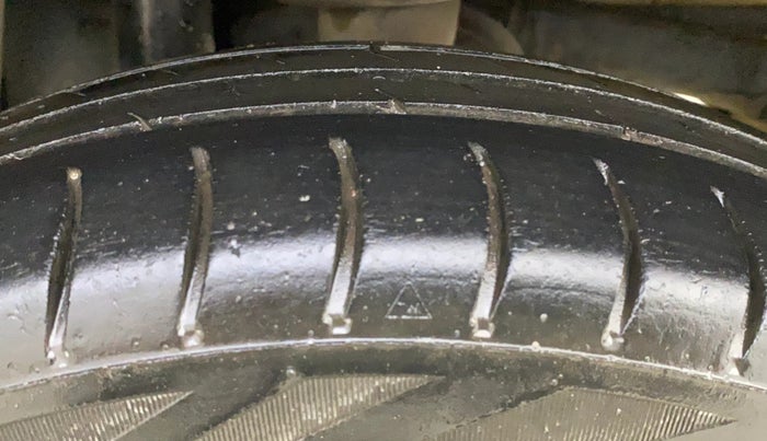 2012 Maruti Zen Estilo LXI, Petrol, Manual, 69,537 km, Left Rear Tyre Tread