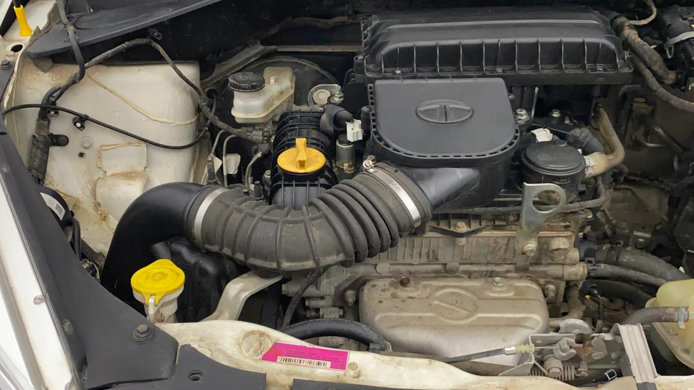 2018 Tata Tiago XT PETROL, Petrol, Manual, 1,41,067 km, Engine View - Right