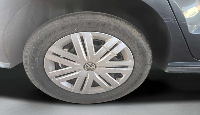 2021 Volkswagen Polo TRENDLINE 1.0L, Petrol, Manual, 89,489 km, Right Rear Wheel