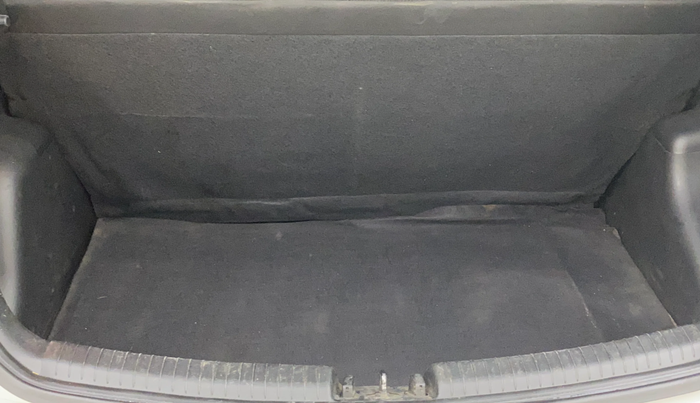 2015 Hyundai Grand i10 ASTA 1.2 KAPPA VTVT, Petrol, Manual, 71,314 km, Boot Inside