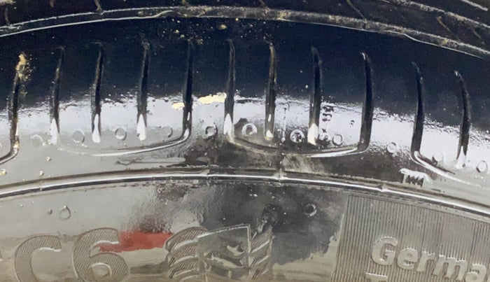 2015 Hyundai Grand i10 ASTA 1.2 KAPPA VTVT, Petrol, Manual, 71,314 km, Right Front Tyre Tread