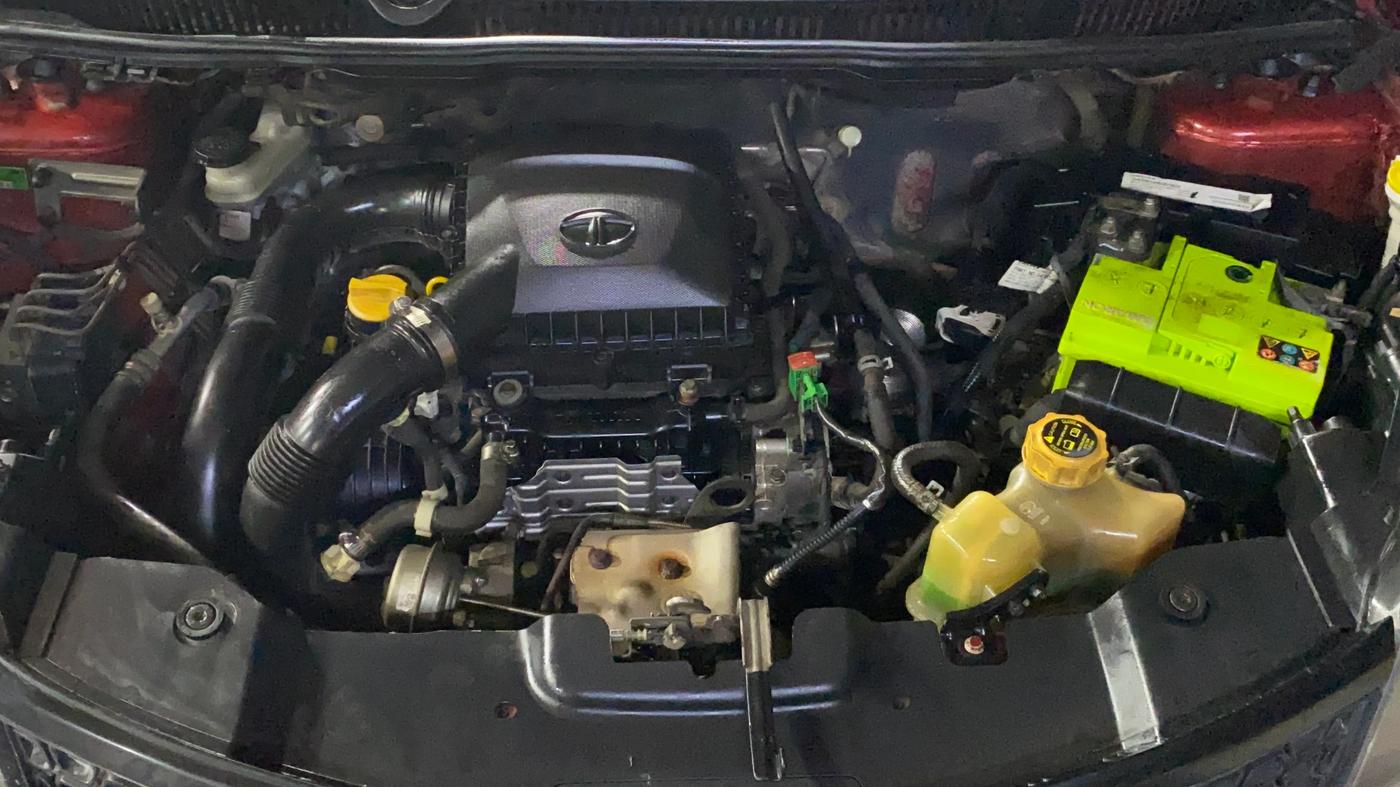 2018 Tata NEXON XM PETROL, Petrol, Manual, 1,29,921 km, Engine View
