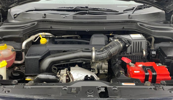 2019 Mahindra XUV300 W8 (O) 1.5 DIESEL, Diesel, Manual, 42,533 km, Engine View