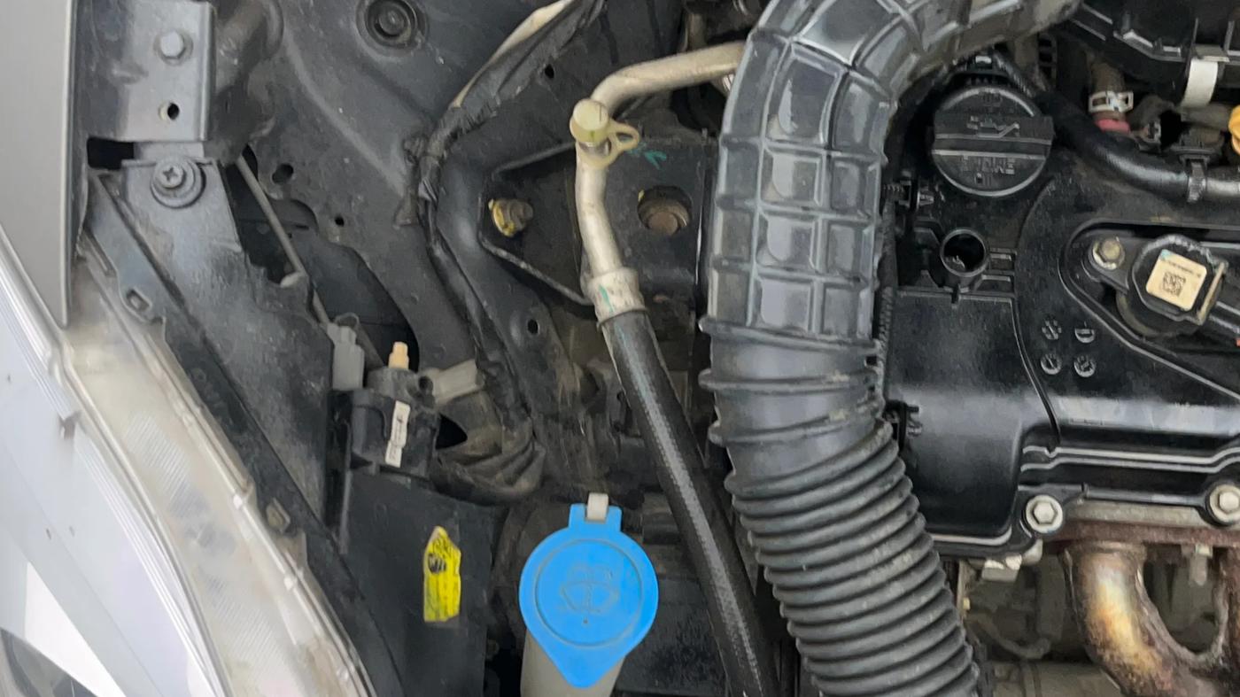 2019 Maruti Dzire VXI AMT, Petrol, Automatic, 48,614 km, Engine View - Right