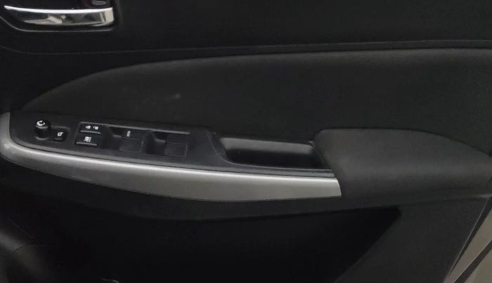 2020 Maruti Swift ZXI PLUS, Petrol, Manual, 30,929 km, Driver Side Door Panels Control