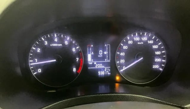 2016 Hyundai Creta SX PLUS 1.6 PETROL, CNG, Manual, 93,797 km, Odometer Image