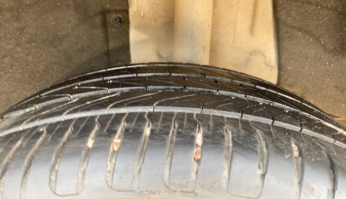 2022 MG ASTOR SMART 1.5 CVT, Petrol, Automatic, 18,352 km, Left Rear Tyre Tread