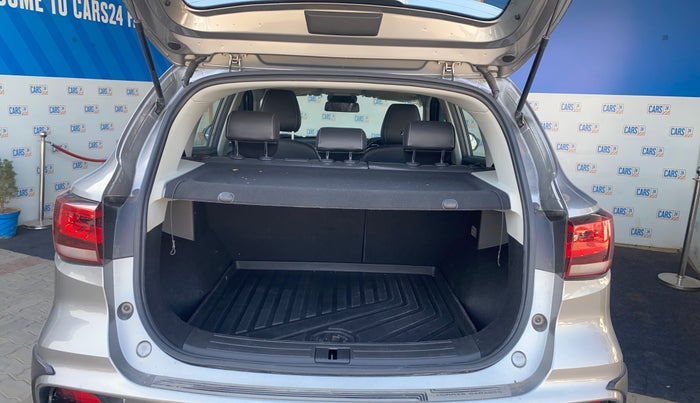 2022 MG ASTOR SMART 1.5 CVT, Petrol, Automatic, 18,352 km, Boot Inside