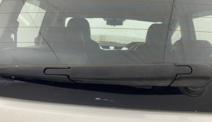 2019 Renault TRIBER RXZ, Petrol, Manual, 84,691 km, Rear Wiper