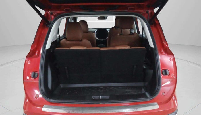 2022 MG HECTOR PLUS SHARP 1.5 PETROL TURBO CVT 6-STR, Petrol, Automatic, 41,452 km, Boot Inside