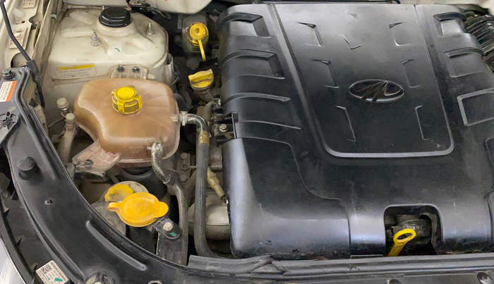 2021 Mahindra XUV500 W7, Diesel, Manual, 93,644 km, Engine View - Right