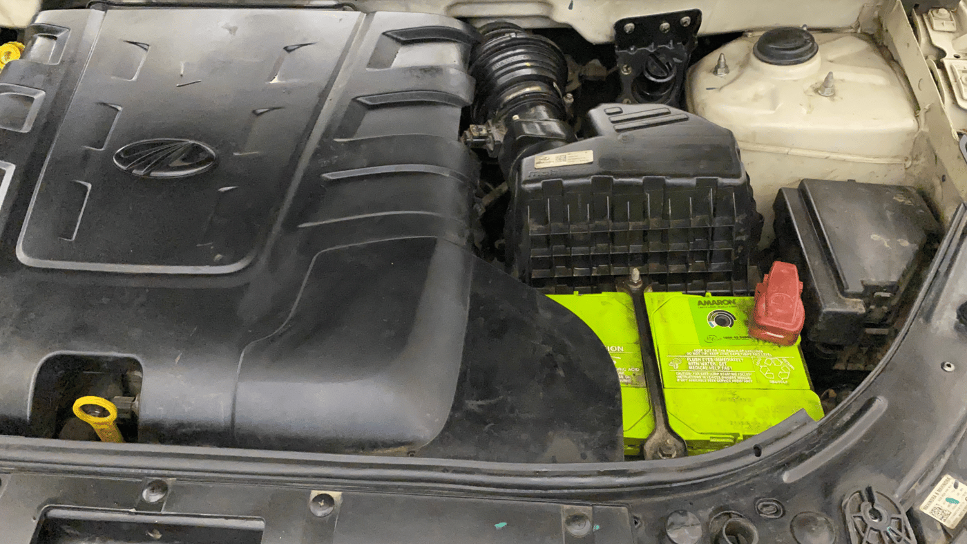 2021 Mahindra XUV500 W7, Diesel, Manual, 93,552 km, Engine View - Left