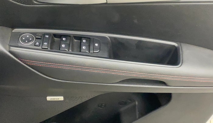 2021 KIA SONET GTX PLUS 1.5 AT DUAL TONE, Diesel, Automatic, 45,786 km, Driver Side Door Panels Control