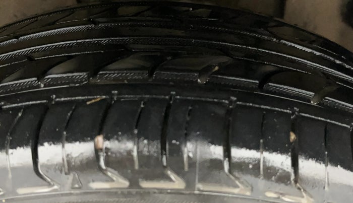 2020 Tata ALTROZ XZ PETROL, Petrol, Manual, 52,416 km, Left Front Tyre Tread